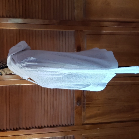 Beach white cover up by Arizona jean company size large - Picture 3 of 8